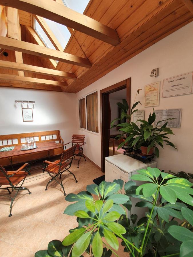 Casa Terezia Hotel Braşov Buitenkant foto