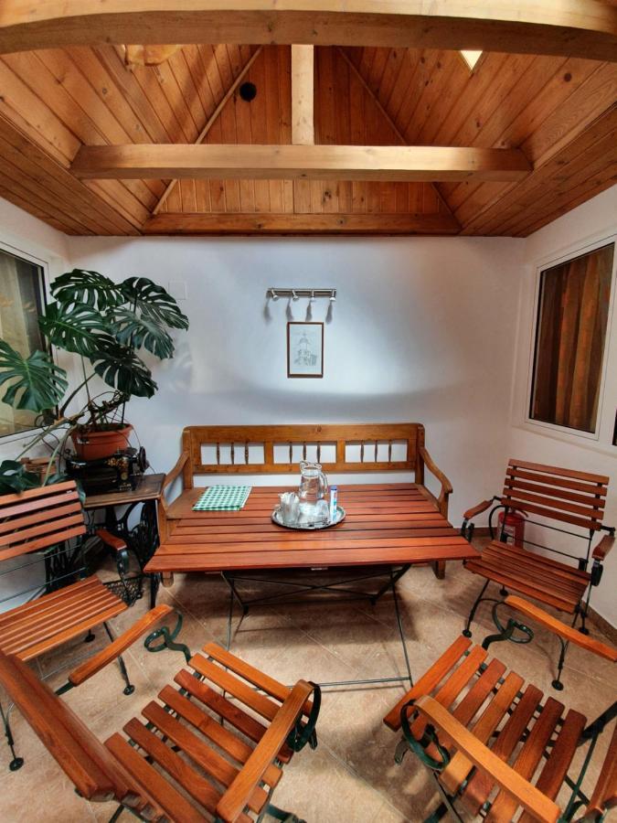 Casa Terezia Hotel Braşov Buitenkant foto