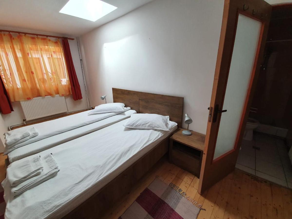 Casa Terezia Hotel Braşov Buitenkant foto